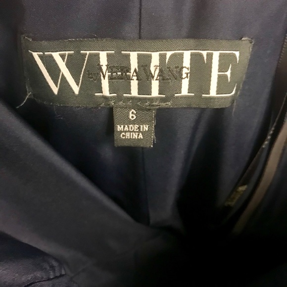 ✖️SOLD✖️ | VERA WANG BRIDESMAID DRESS WITH BELT - Picture 4 of 4